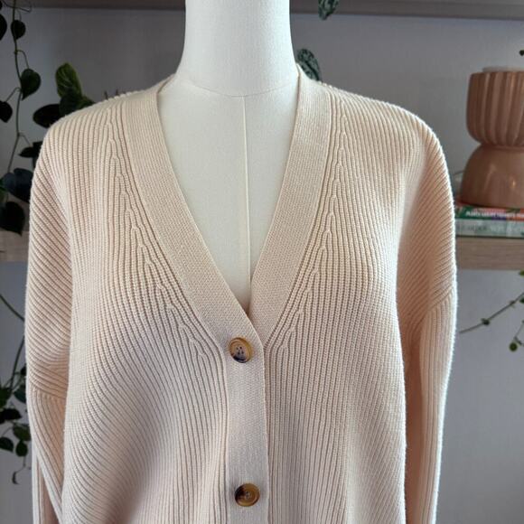 Lillusory Oversized Button-Front Cardigan Sweater Beige Ribbed Knit Size M - Picture 3 of 10